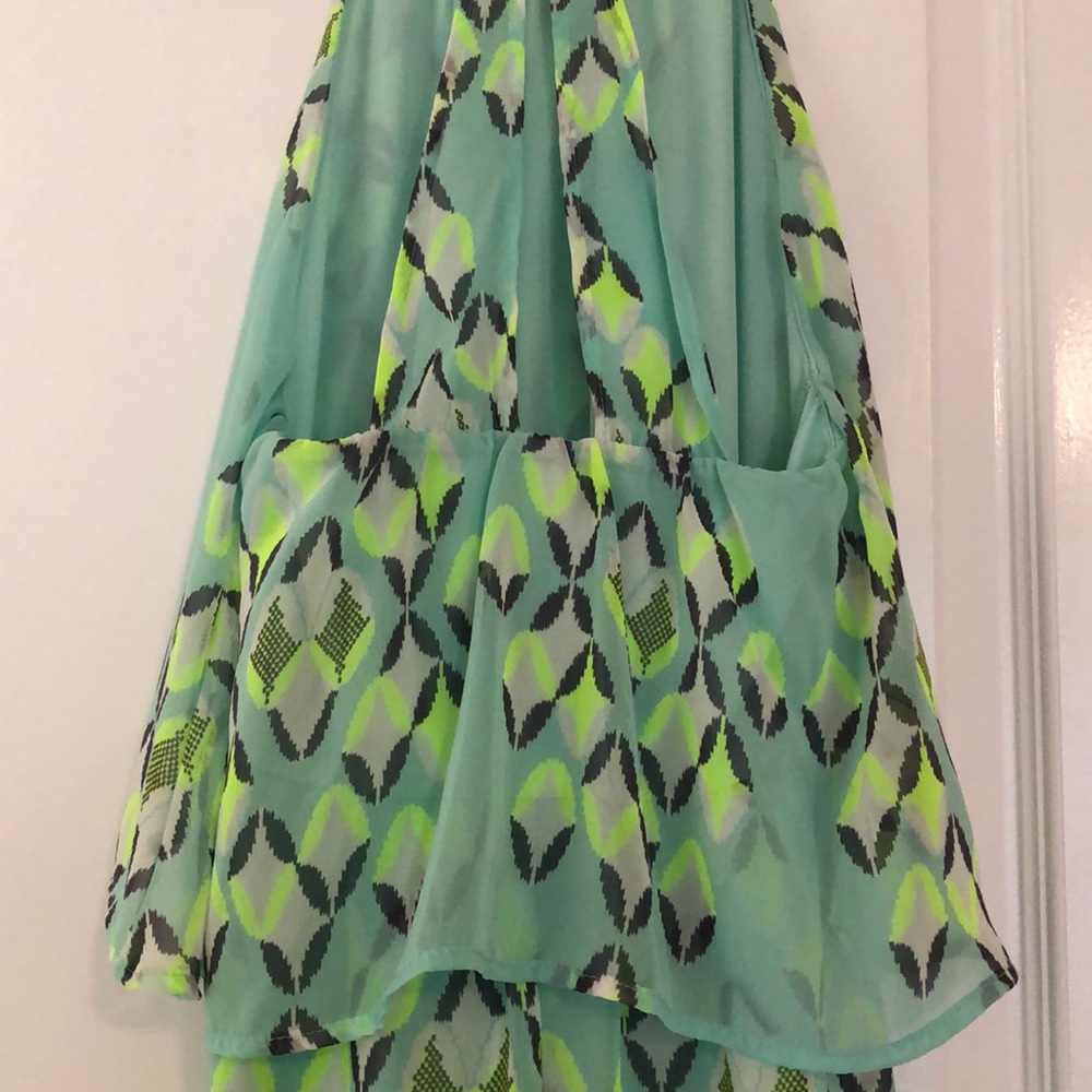 Dress - Picture 6 of 6